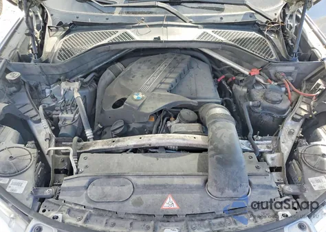 2014 BMW X5 Sdrive35I z USA, uszkodzony, nr VIN 5UXKR2C52E0H32429